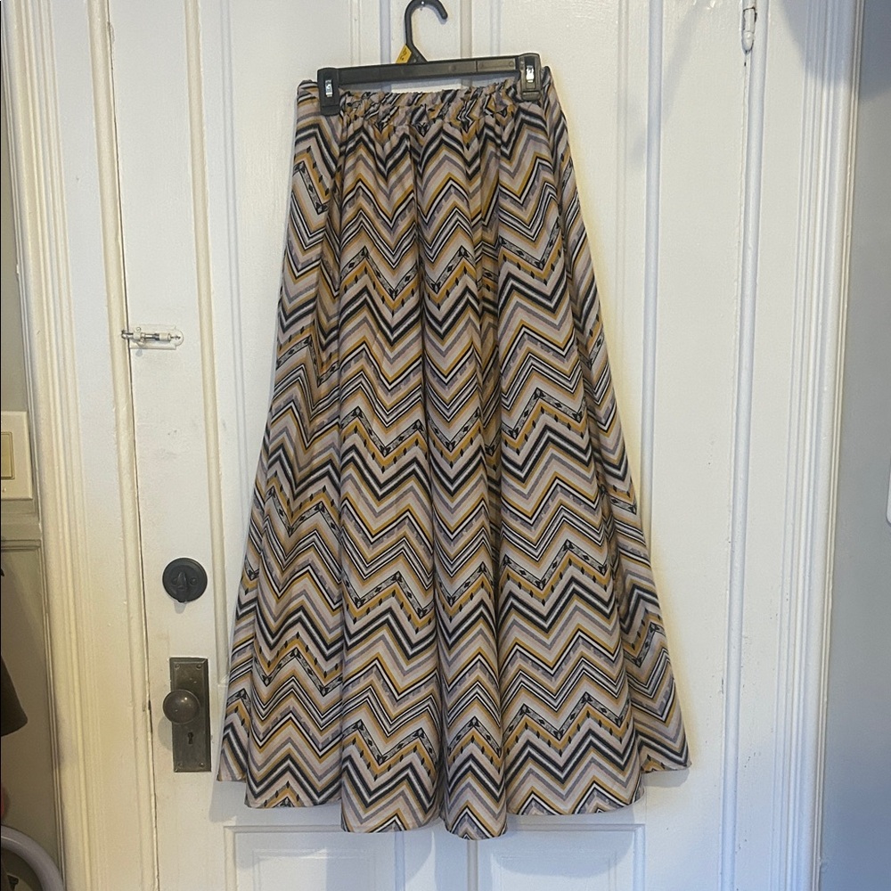 Elegant Chevron A-Line Skirt in Black, Cream, and Tan - Picture 1 of 2